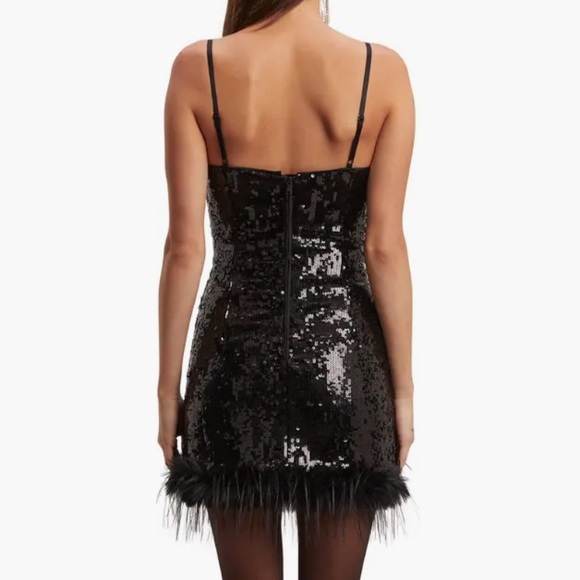 Bardot laurel faux fur trim sequin dress - new with tags - Picture 2 of 7